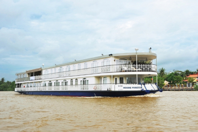 7-Night-Saigon-Siem-Reap-on-RV-Mekong-Princess-Cruise